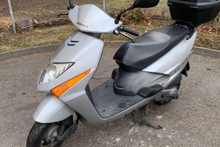 HONDA LEAD 100