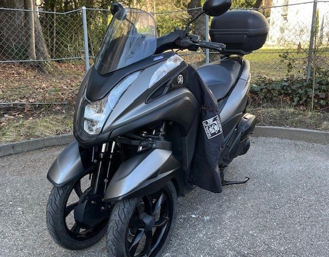 YAMAHA Tricity 125 
