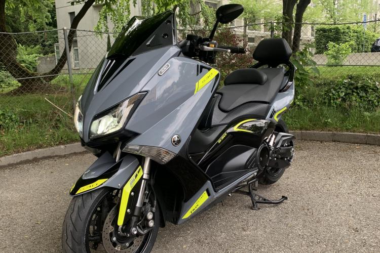 YAMAHA T-MAX 530 ABS