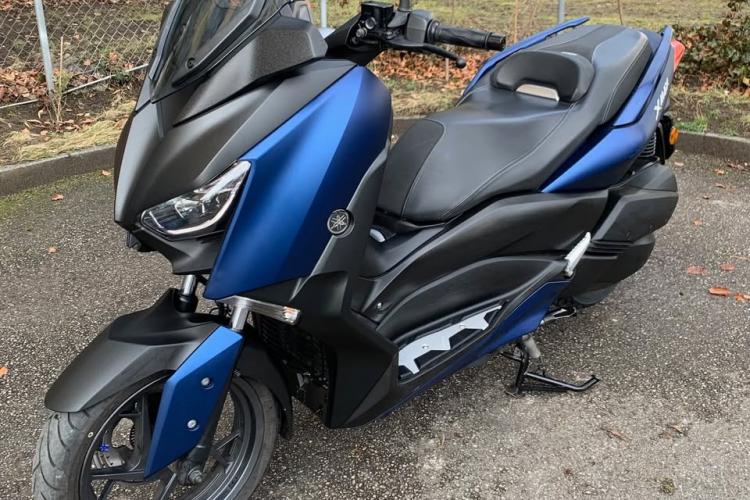 YAMAHA X-MAX 300 ABS